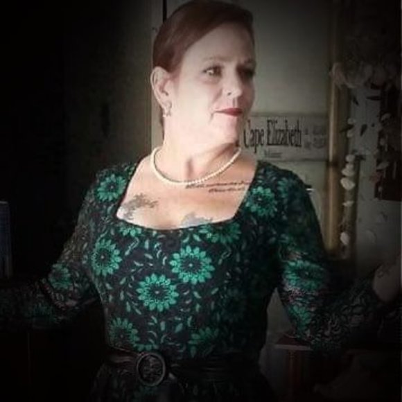 Meet your Posher, Grace - Picture 1 of 1